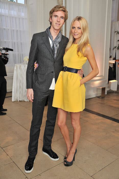 poppy delevingne personal life.